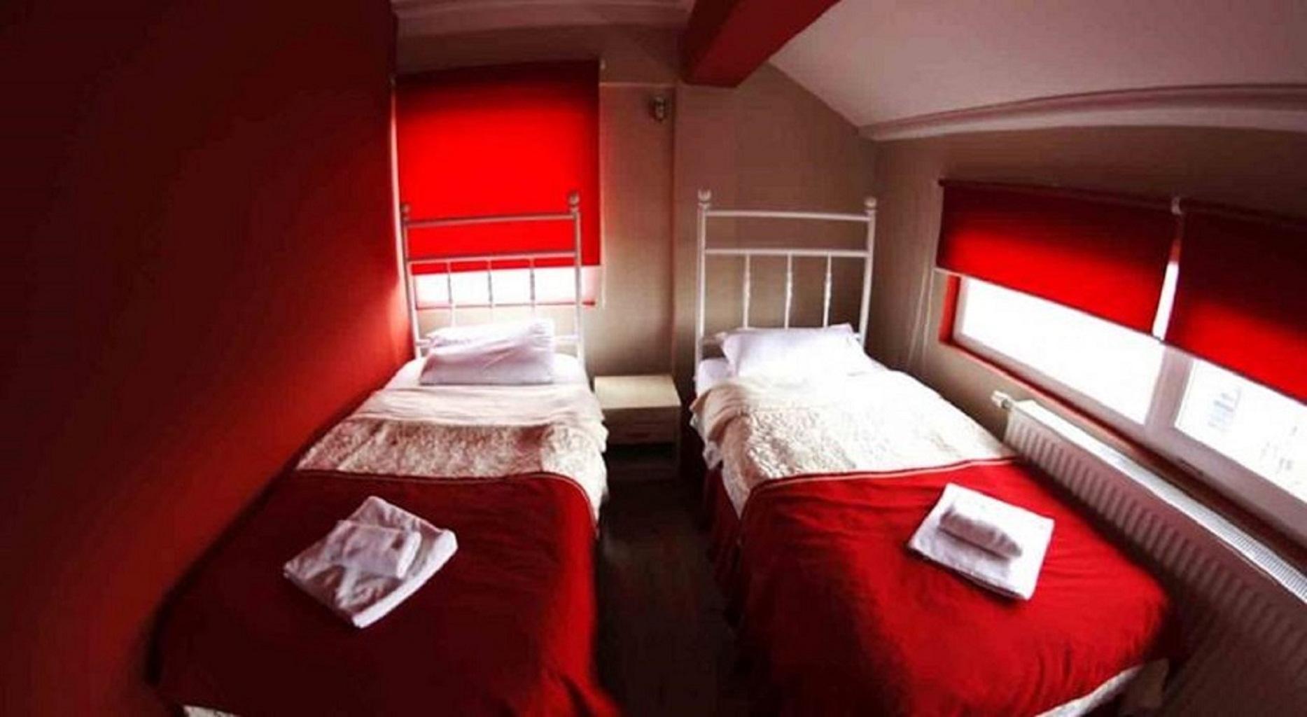 פרישטינה Hotel Sara & Spa מראה חיצוני תמונה