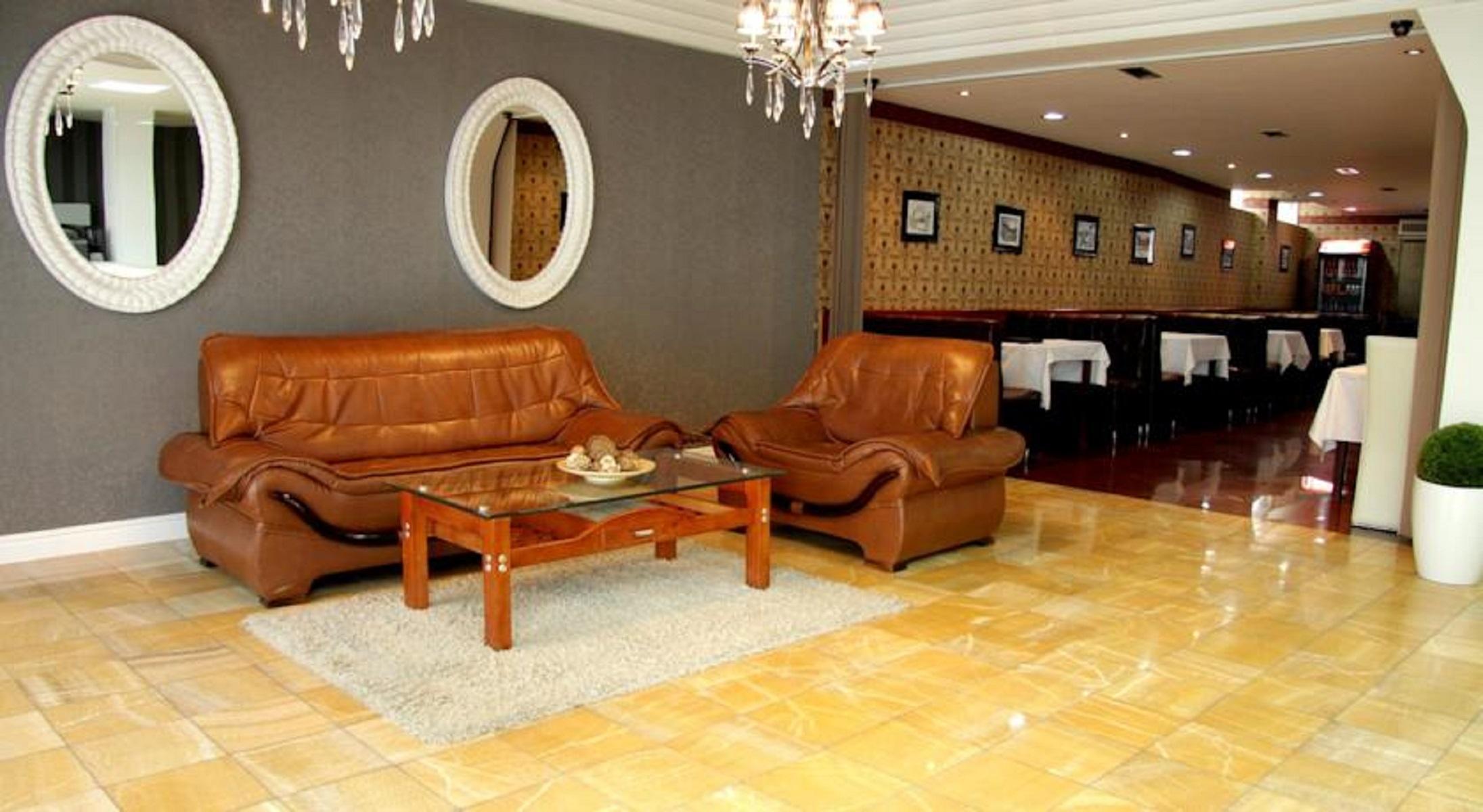 פרישטינה Hotel Sara & Spa מראה חיצוני תמונה